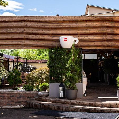 Hotel Brilliant Meses Zalau Ngoại thất bức ảnh